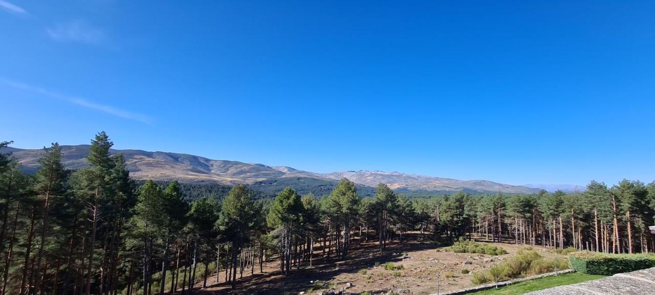 Parador De Gredos Наварредонда-де-Гредос Экстерьер фото
