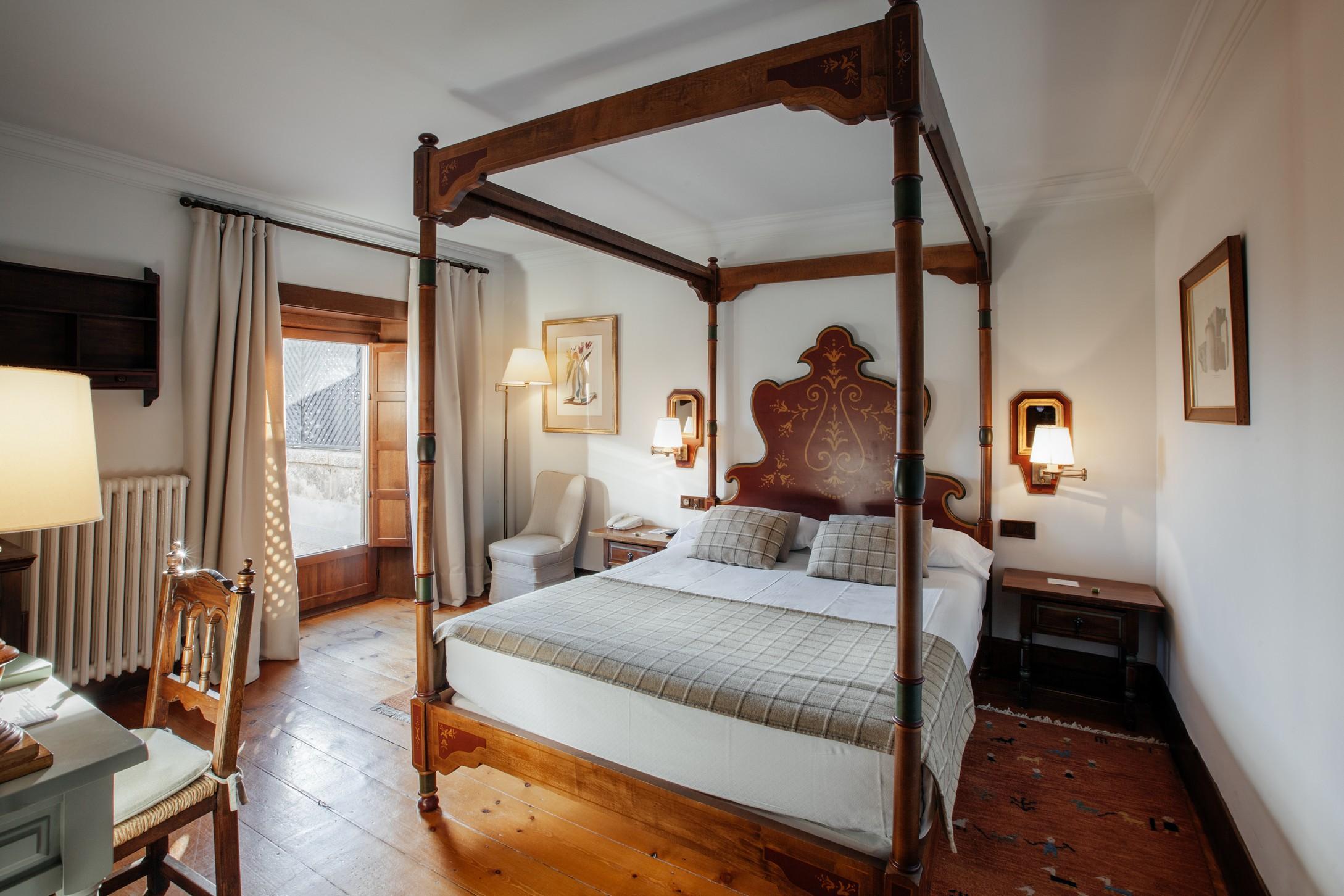 Parador De Gredos Наварредонда-де-Гредос Экстерьер фото