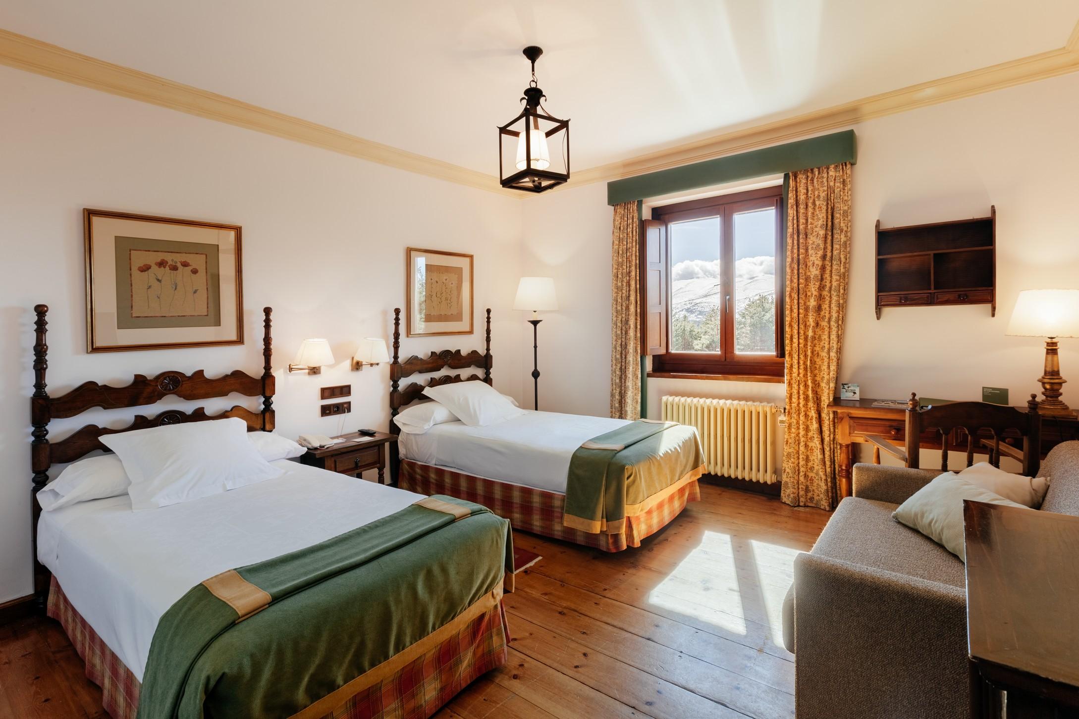 Parador De Gredos Наварредонда-де-Гредос Экстерьер фото