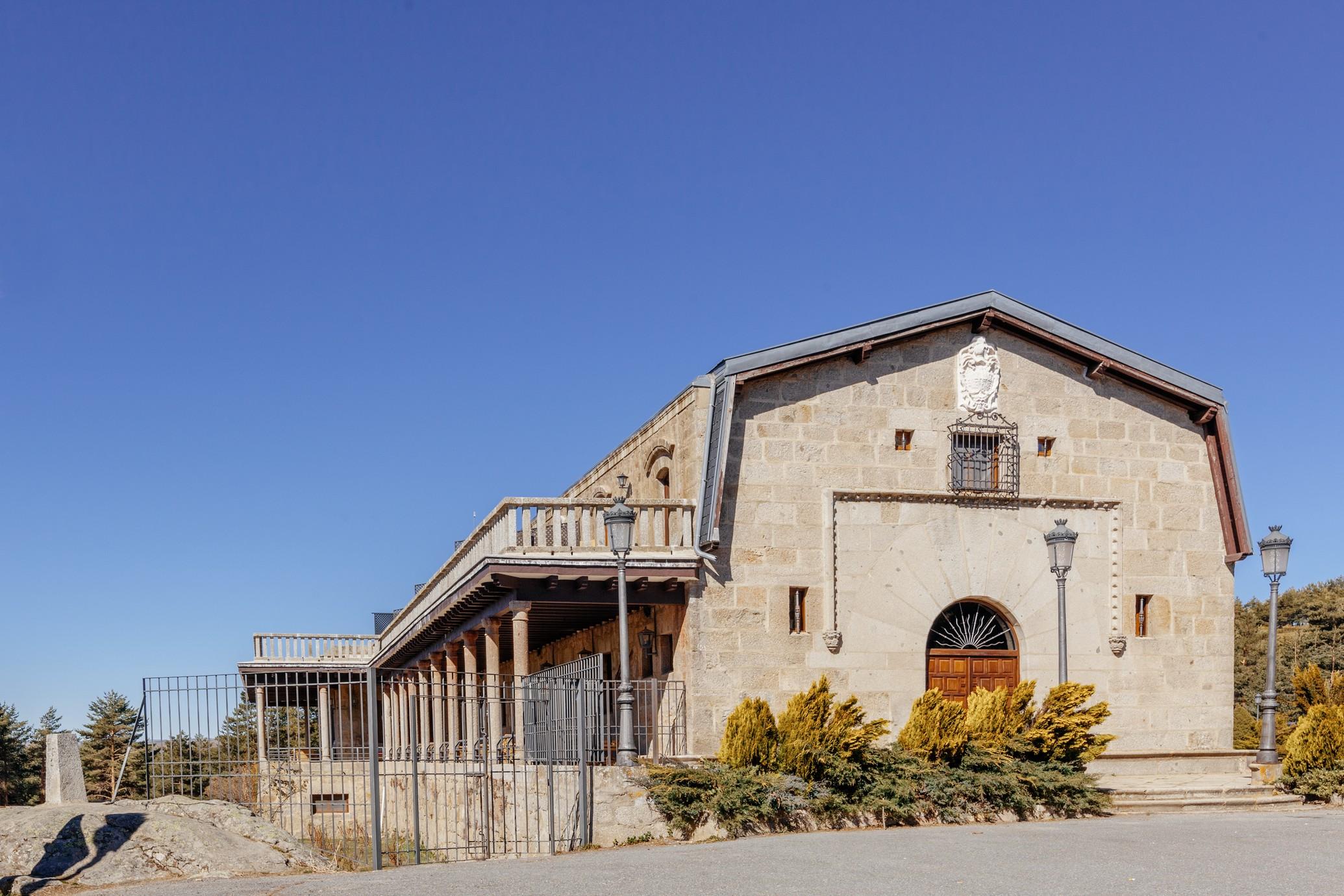Parador De Gredos Наварредонда-де-Гредос Экстерьер фото