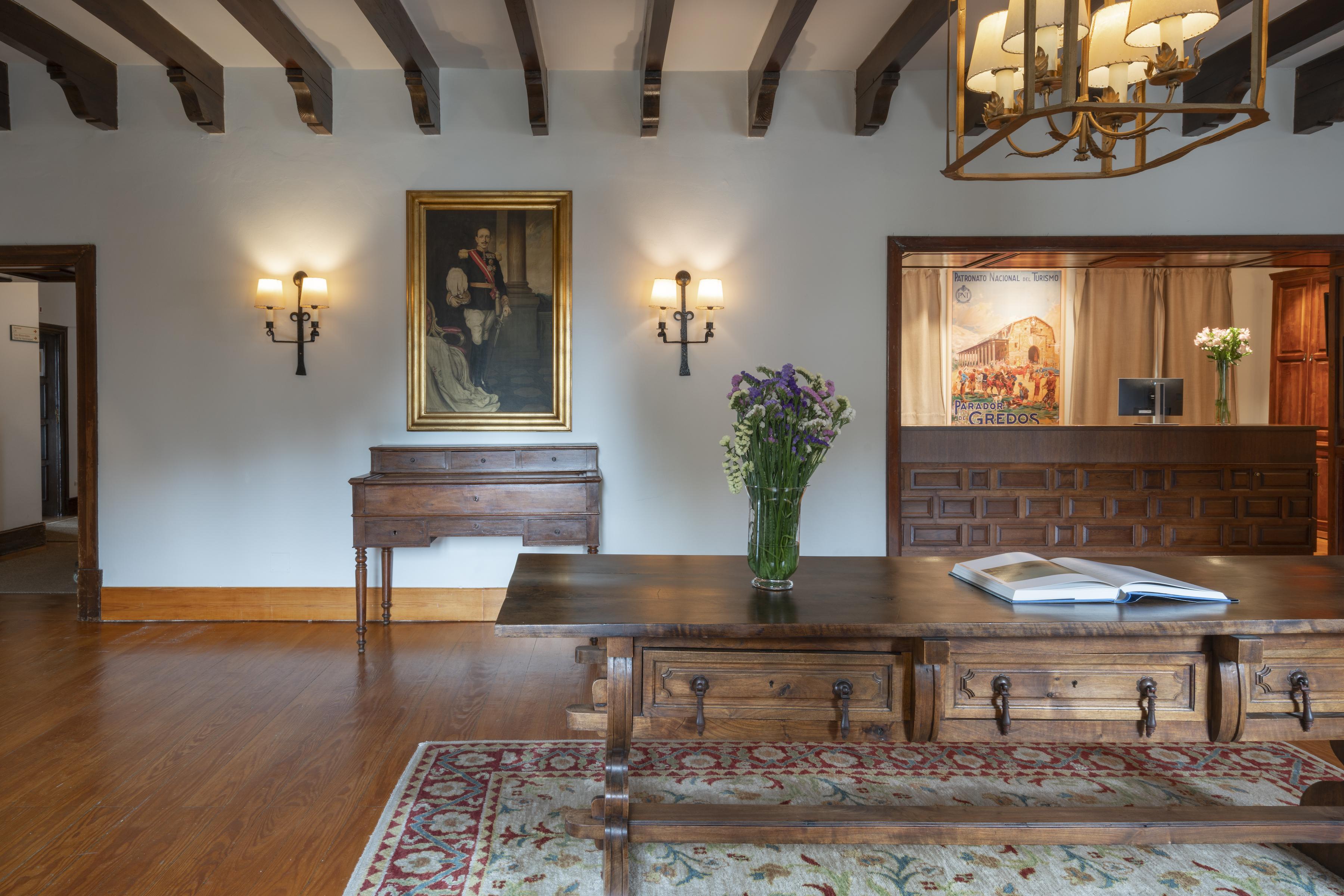 Parador De Gredos Наварредонда-де-Гредос Экстерьер фото