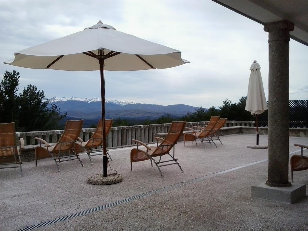 Parador De Gredos Наварредонда-де-Гредос Экстерьер фото
