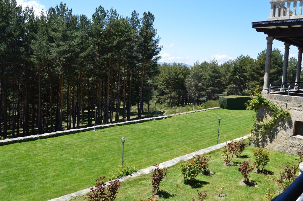 Parador De Gredos Наварредонда-де-Гредос Экстерьер фото