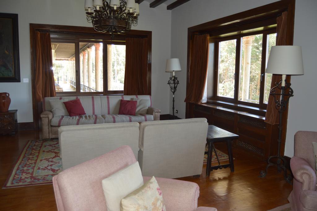 Parador De Gredos Наварредонда-де-Гредос Экстерьер фото