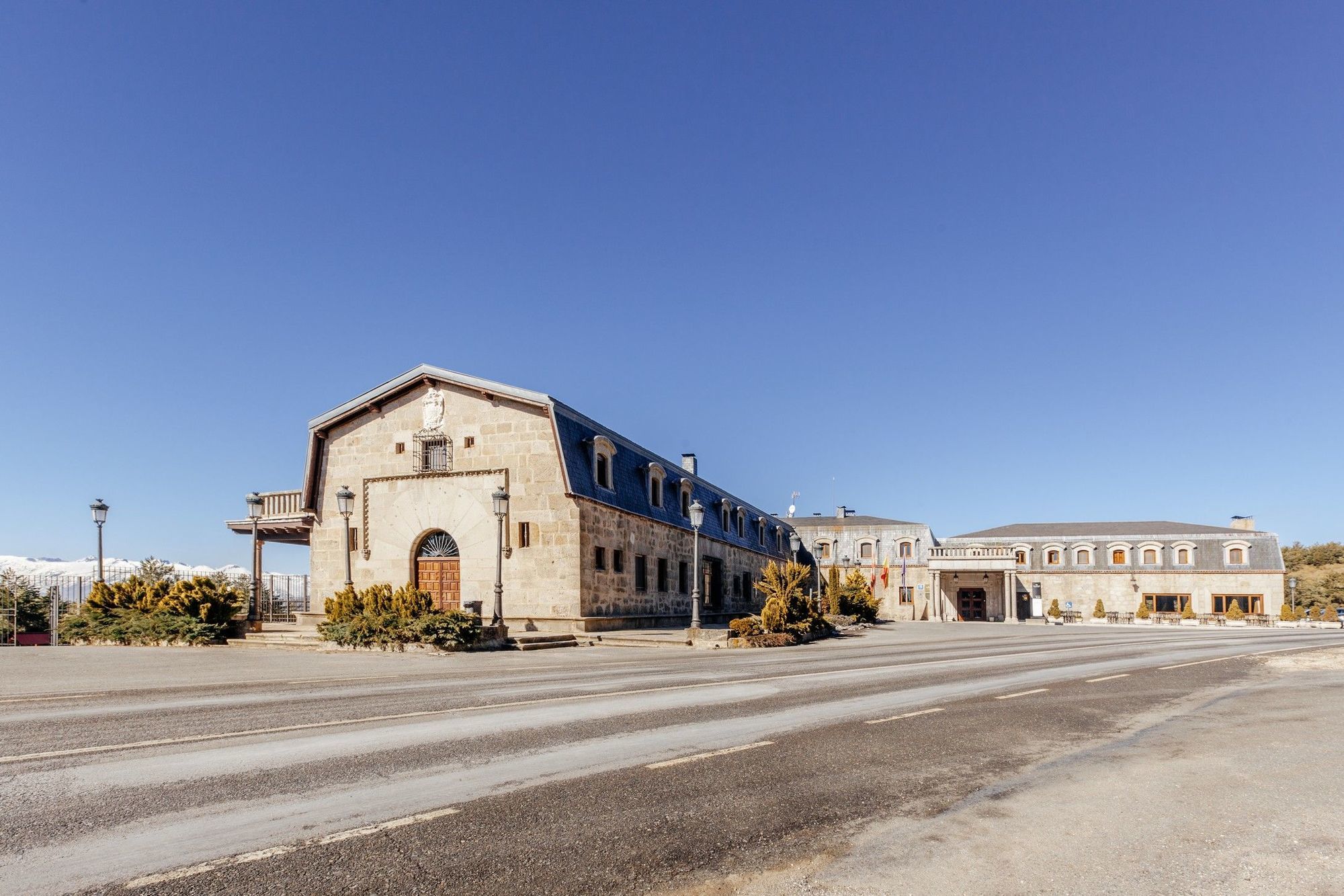 Parador De Gredos Наварредонда-де-Гредос Экстерьер фото